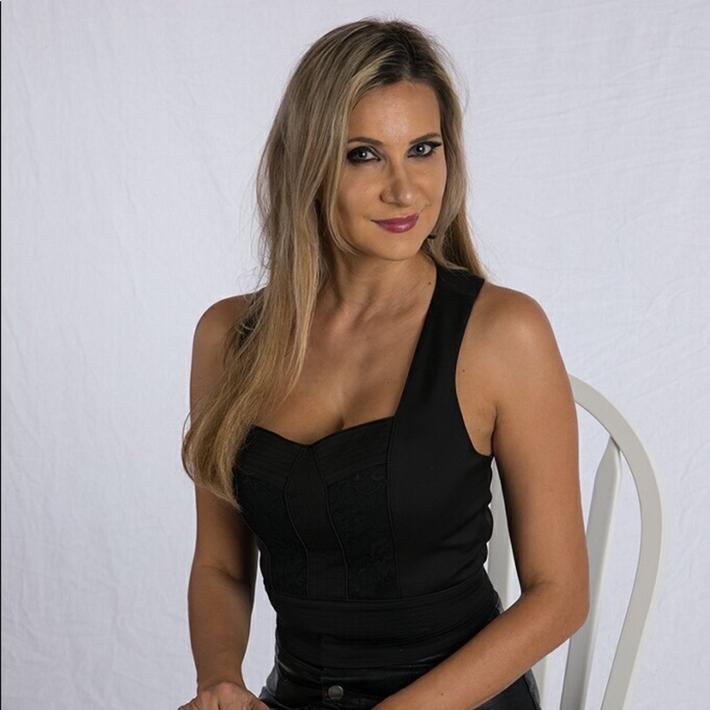 Meet your Posher, Bernadeta
